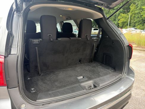 Used 2019 Nissan Pathfinder S FWD image 16