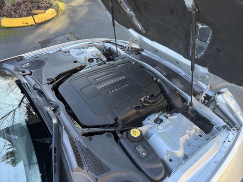 Used 2011 Jaguar XKR R image 20