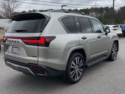 Used 2025 Lexus LX 700h Luxury w/ Appearance Package image 3