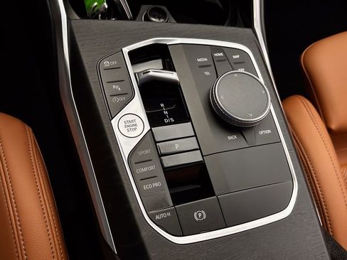 Used 2023 BMW 330i 330i w/ Convenience Package image 16