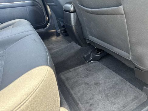 Used 2011 Ford Fusion SE FWD image 21