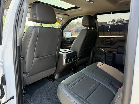 Used 2022 GMC Sierra 1500 Denali w/ Denali Premium Package image 35