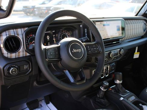 New 2026 Jeep Gladiator Sport AWD/4WD image 27