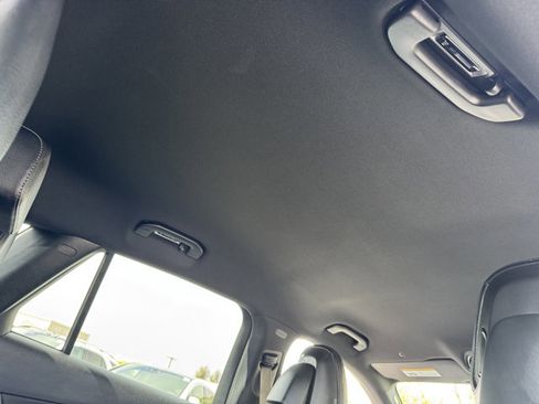 New 2025 Mercedes-Benz GLC 300 4MATIC image 3