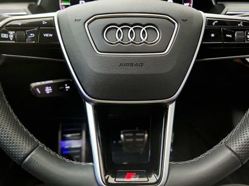 Used 2024 Audi Q8 e-tron Prestige AWD/4WD image 62