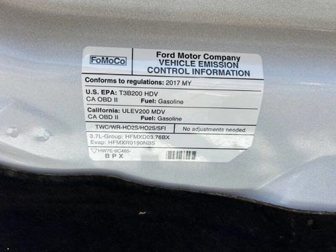 Used 2017 Ford Transit 350 XLT image 22