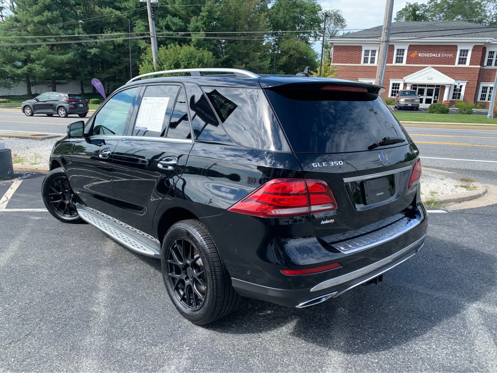 Used 2018 Mercedes-Benz GLE 350 4MATIC image 4