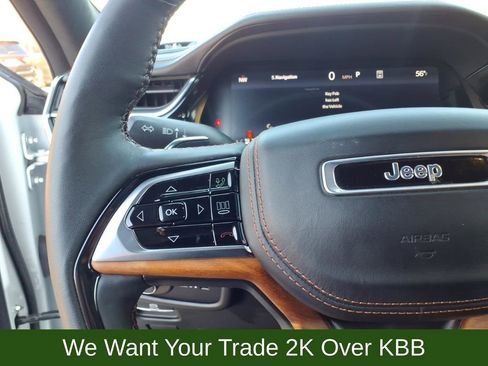 Used 2024 Jeep Grand Cherokee L Summit AWD/4WD image 17