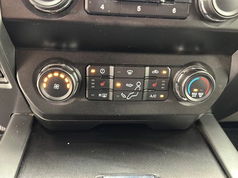 Used 2020 Ford F350 XLT w/ Tremor Off-Road Package AWD/4WD image 21