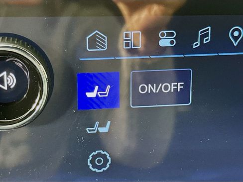 New 2025 Chevrolet Suburban LS w/ Max Trailering Package image 21