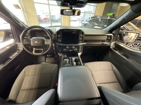 Used 2024 Ford F150 XLT w/ XLT Black Appearance Package image 10