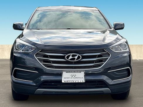 Used 2018 Hyundai Santa Fe Sport FWD image 2