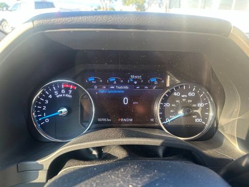 Used 2022 Ford F250 Lariat w/ Lariat Value Package RWD image 16