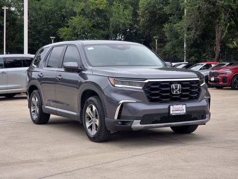 Used 2024 Honda Pilot EX-L image 2