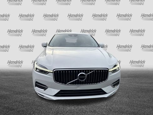 Used 2021 Volvo XC60 T8 Inscription Expression w/ Climate Package AWD/4WD image 3