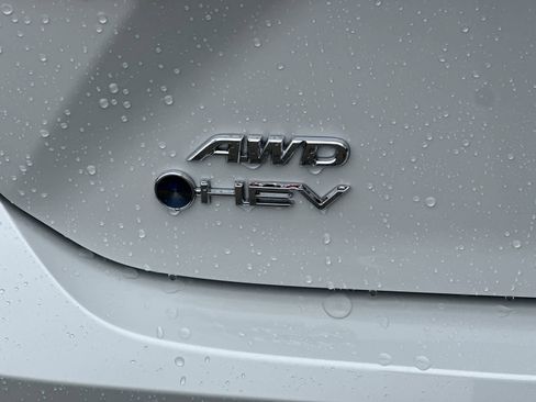 New 2026 Toyota Camry XLE AWD/4WD image 18