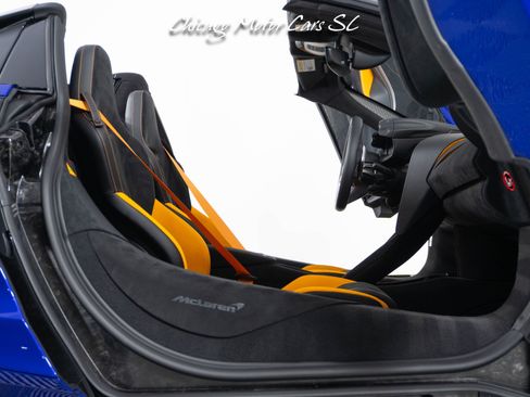 Used 2026 McLaren 750S Spider RWD image 53