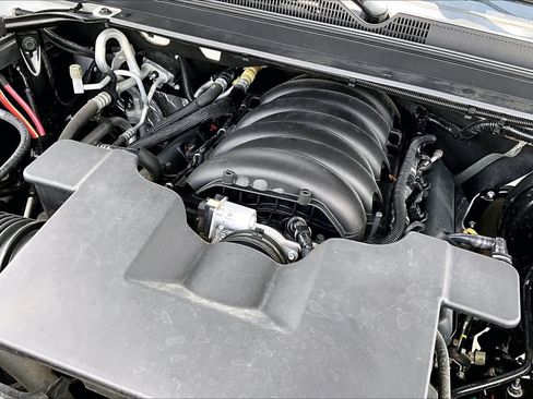 Used 2019 Chevrolet Tahoe Premier RWD image 31