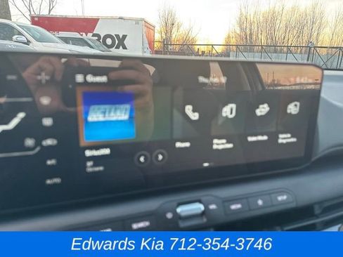 New 2025 Kia K4 EX image 23