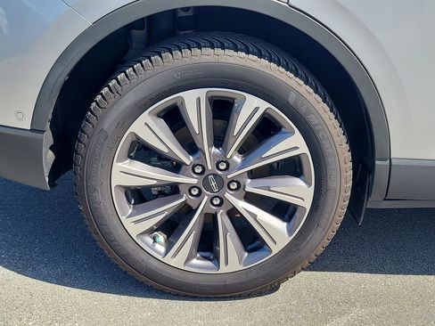 Used 2020 Lincoln Corsair Reserve w/ Equipment Group 202A image 5