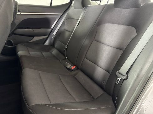 Used 2018 Hyundai Elantra SEL image 12