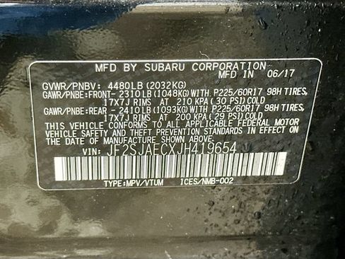 Used 2018 Subaru Forester 2.5i Premium w/ All-Weather Package AWD/4WD image 29