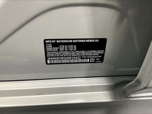 New 2025 BMW 330i Sedan w/ Convenience Package image 33