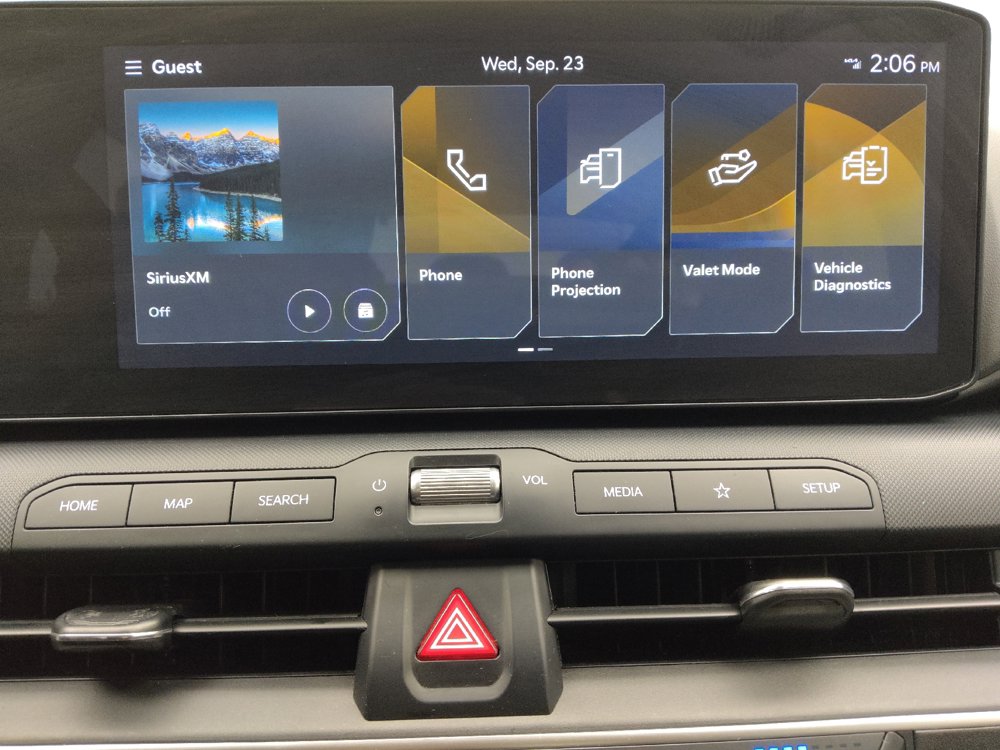 Used 2025 Kia K4 FWD image 25