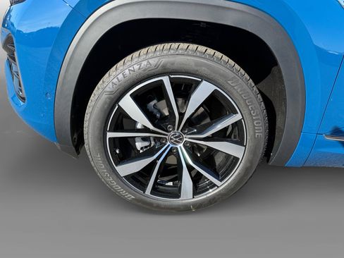 New 2026 Volkswagen Atlas SEL Premium R-Line image 9