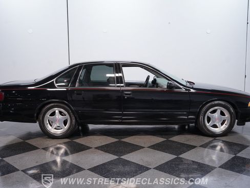 Used 1995 Chevrolet Impala SS RWD image 13