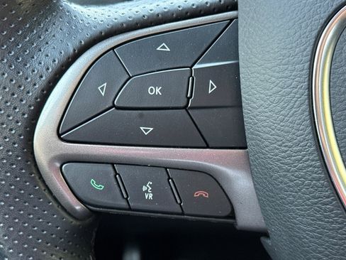 Used 2024 Dodge Durango SXT image 36