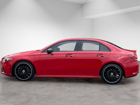 Used 2020 Mercedes-Benz A 220 image 3