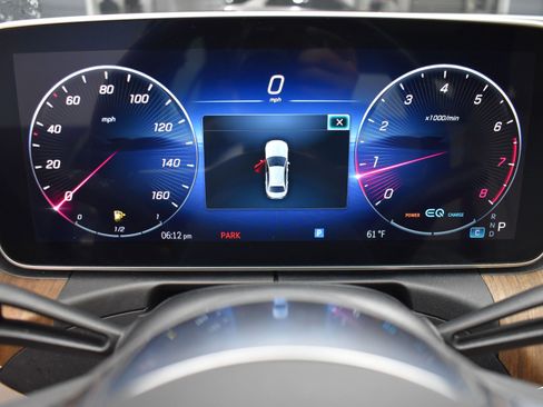 Used 2022 Mercedes-Benz C 300 4MATIC Sedan w/ Exclusive Trim Package image 19