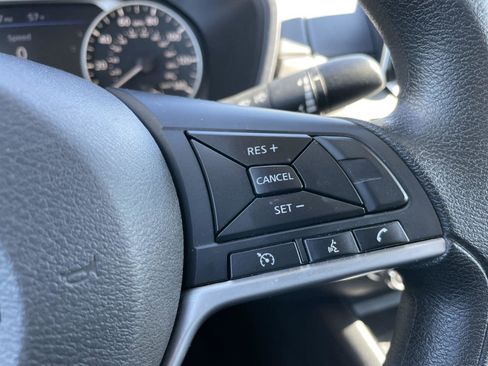 Used 2024 Nissan Altima 2.5 SV image 16