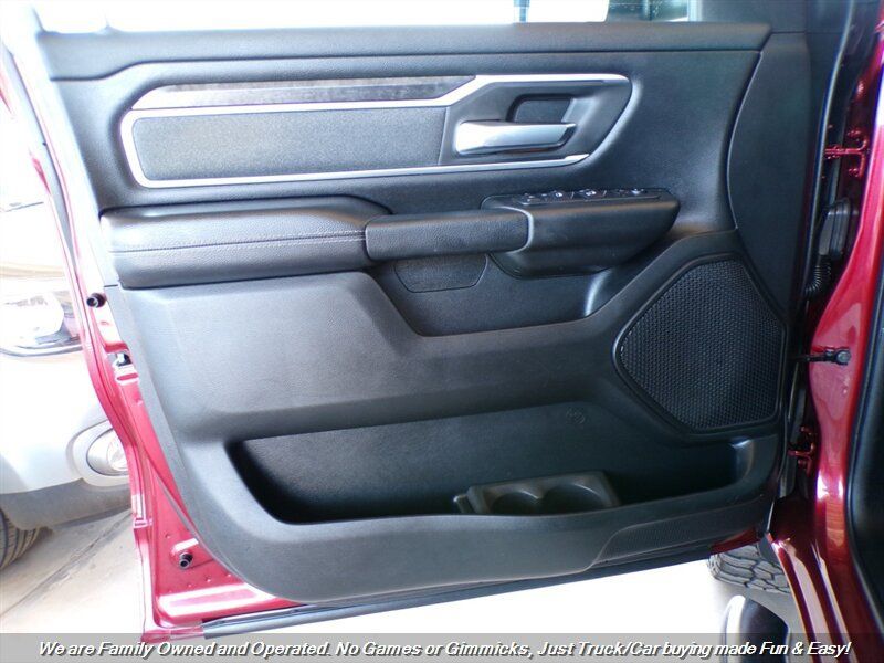 Used 2021 RAM 1500 Big Horn AWD/4WD image 12
