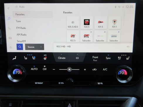 Used 2025 Lexus RX 350 Premium image 39