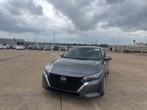 Certified 2024 Nissan Sentra S image 6