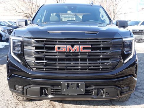 Used 2023 GMC Sierra 1500 Pro w/ Graphite Edition AWD/4WD image 6