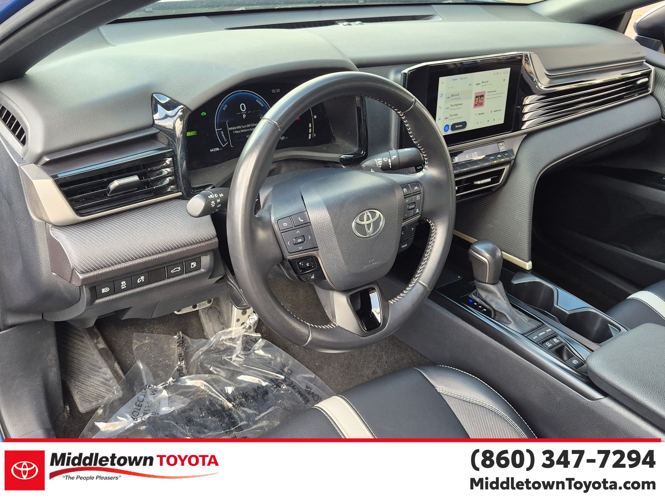 Certified 2025 Toyota Camry SE FWD image 16