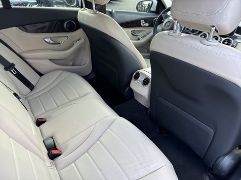 Used 2016 Mercedes-Benz C 300 Sedan image 12