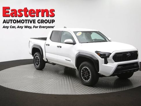 Used 2024 Toyota Tacoma TRD Off-Road AWD/4WD image 48