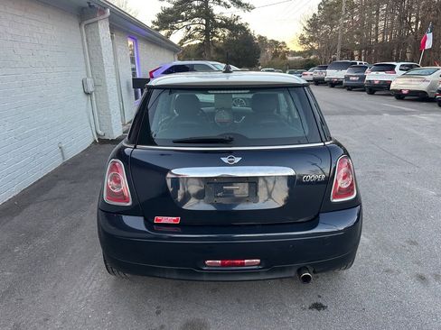 Used 2013 MINI Cooper Hardtop image 6