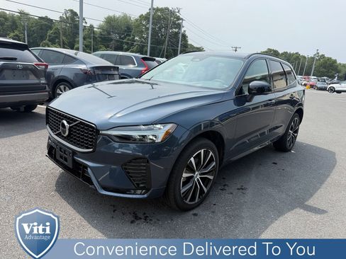Certified 2023 Volvo XC60 B5 Plus w/ Climate Package image 4