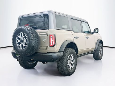 Used 2025 Ford Bronco Badlands AWD/4WD image 9