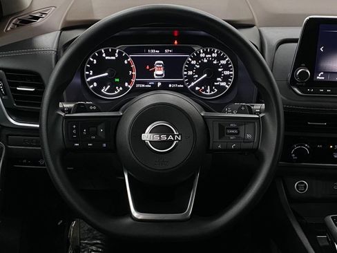 Used 2023 Nissan Rogue S AWD/4WD image 15