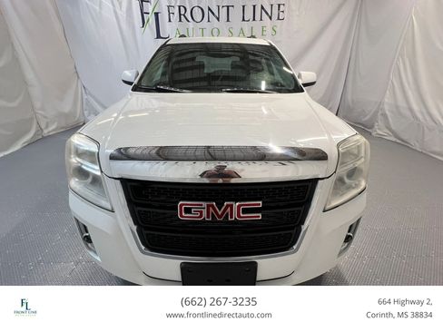 Used 2011 GMC Terrain SLE w/ Convenience Package FWD image 2