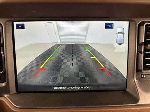 Used 2024 Ford Bronco Outer Banks image 19