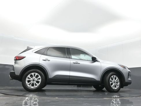 Used 2023 Ford Escape Active w/ Tech Pack #1 image 35