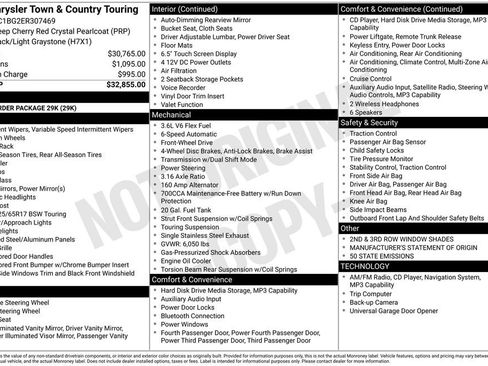 Used 2014 Chrysler Town & Country Touring FWD image 8