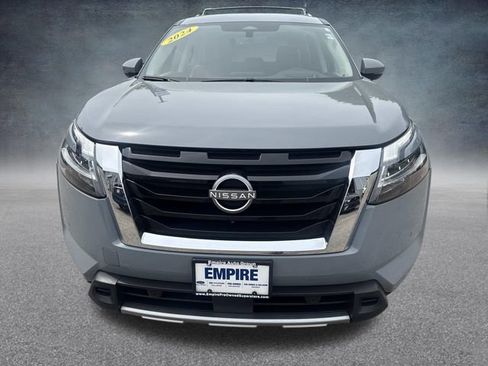 Used 2024 Nissan Pathfinder Platinum w/ Cargo Package AWD/4WD image 13